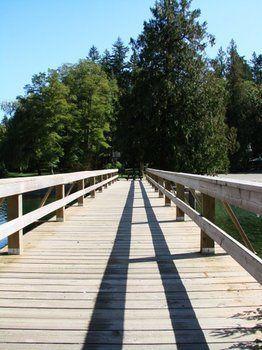 Cabins And Campground At Cultus Lake Park Hotel Chilliwack Exterior foto
